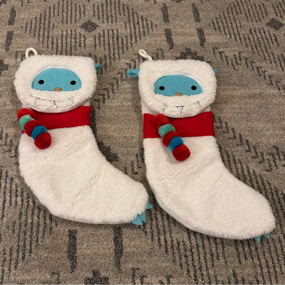 2 Target Wondershop Yeti White Blue Face Red Scarf Abominable Snowman Stockings